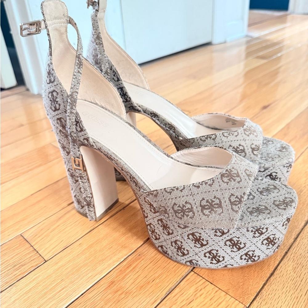 Guess Beige Monogram Platform Sandals
